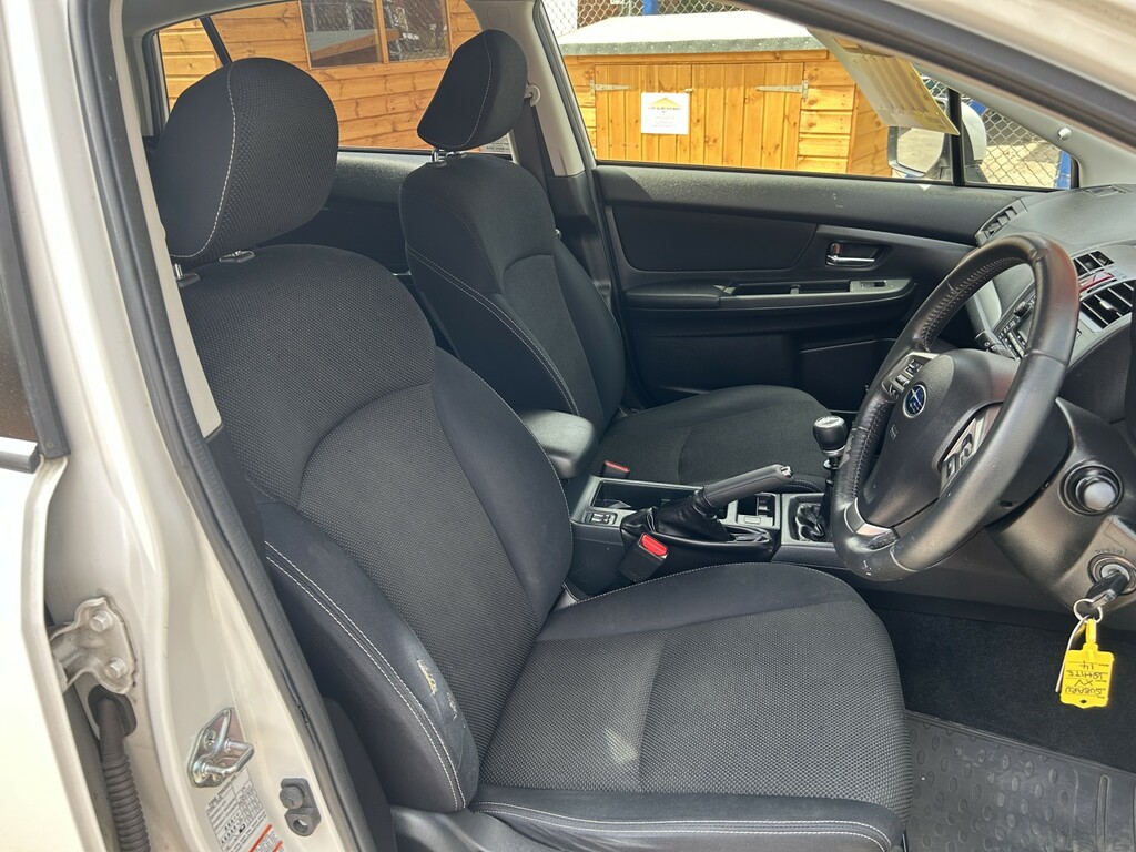 Subaru XV Suv 2.0 D Se Symmetrical Awd 2014 White #5