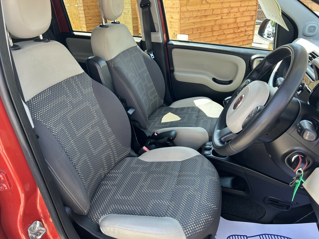 Fiat Panda 1.3 Panda 1.3 Multijet 75 Bhp Trekking RX64NBD Red #5