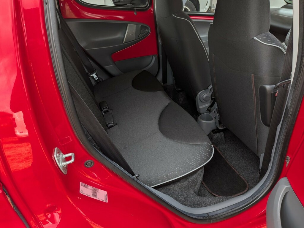 Peugeot 107 Hatchback Black #9