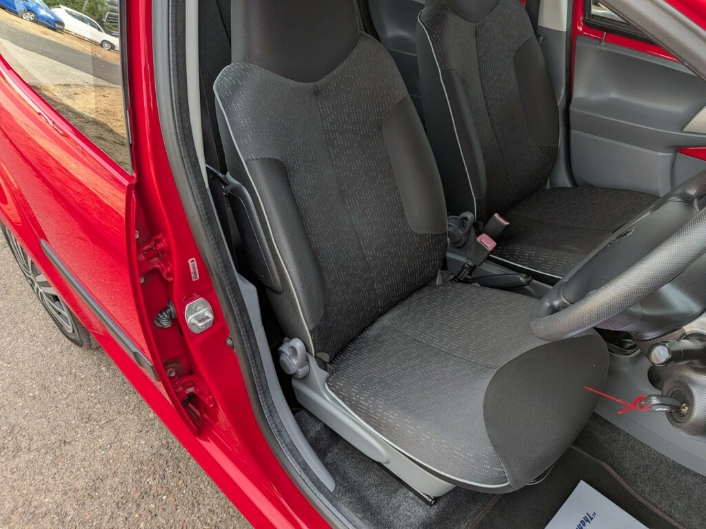 Peugeot 107 Hatchback Black #8