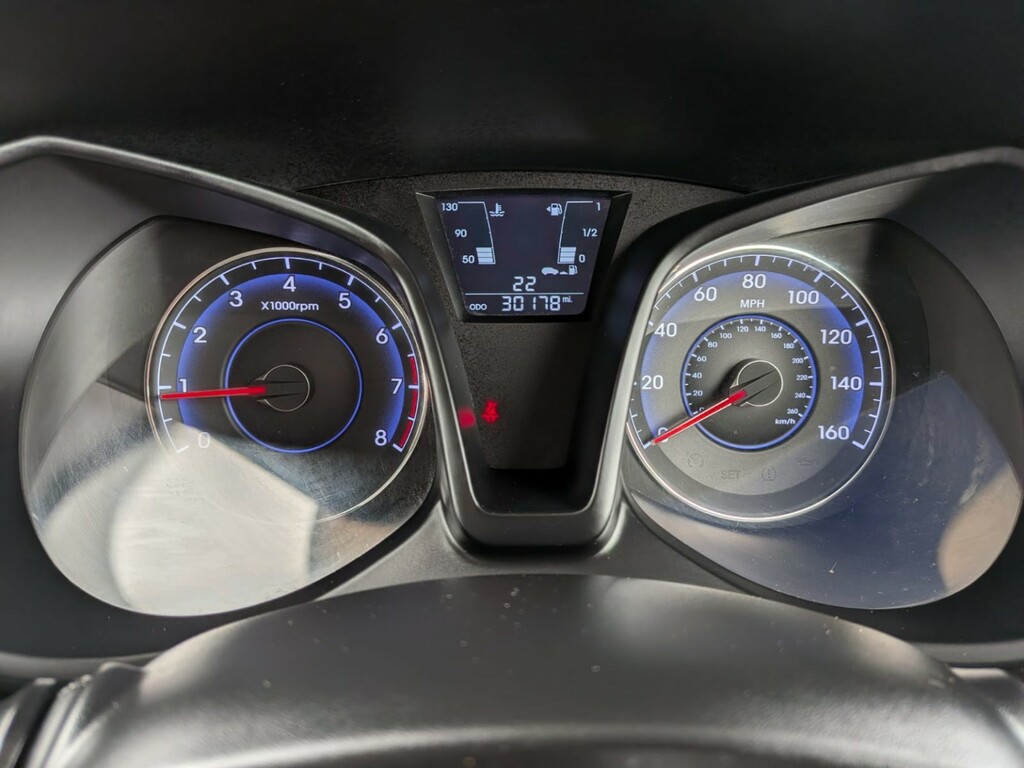 Hyundai Ix20 1.6 Crdi Blue Drive Se 2016 Silver #14