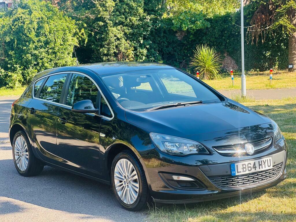 Vauxhall Astra 1.4 16V Excite Euro 5 Black #3