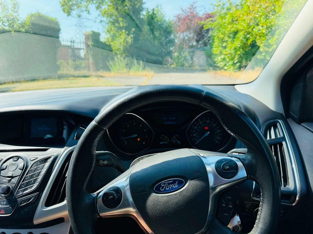 Ford Focus Estate 1.6 Tdci 115 Titanium X Estate Man, Grey #42