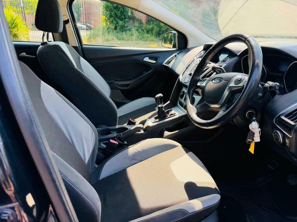 Ford Focus Estate 1.6 Tdci 115 Titanium X Estate Man, Grey #16