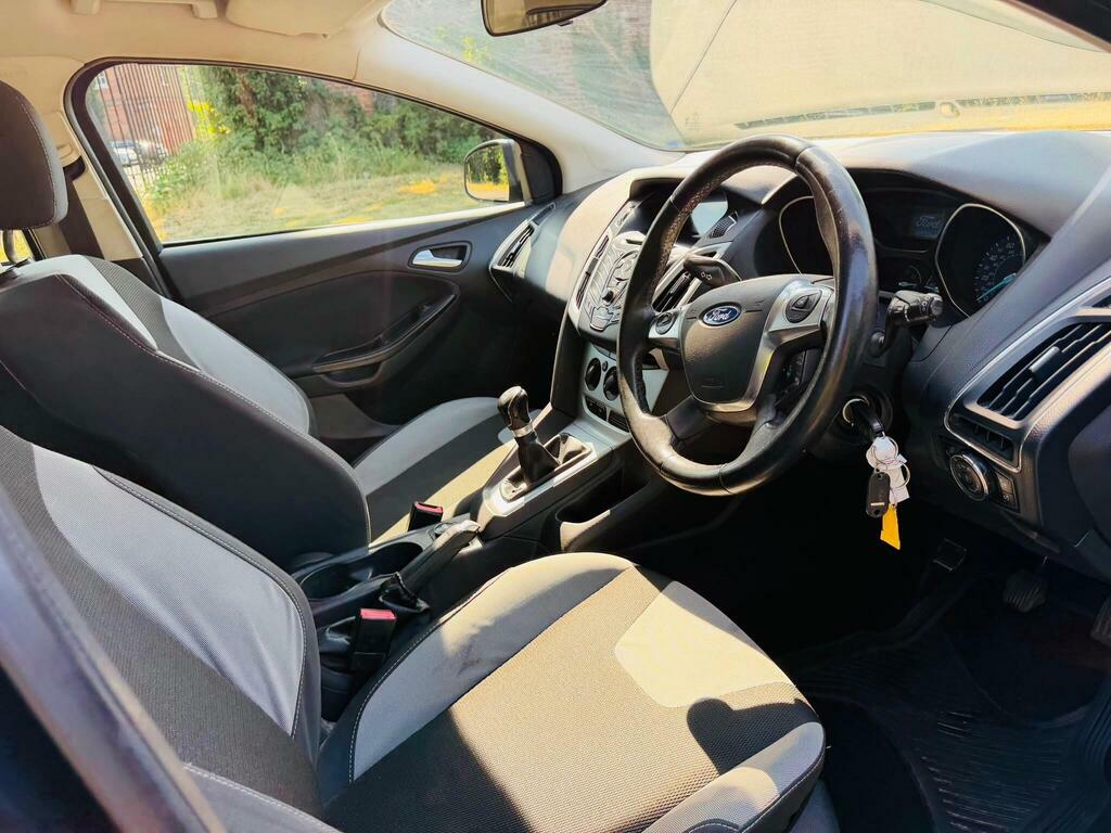 Ford Focus Estate 1.6 Tdci 115 Titanium X Estate Man, Grey #15