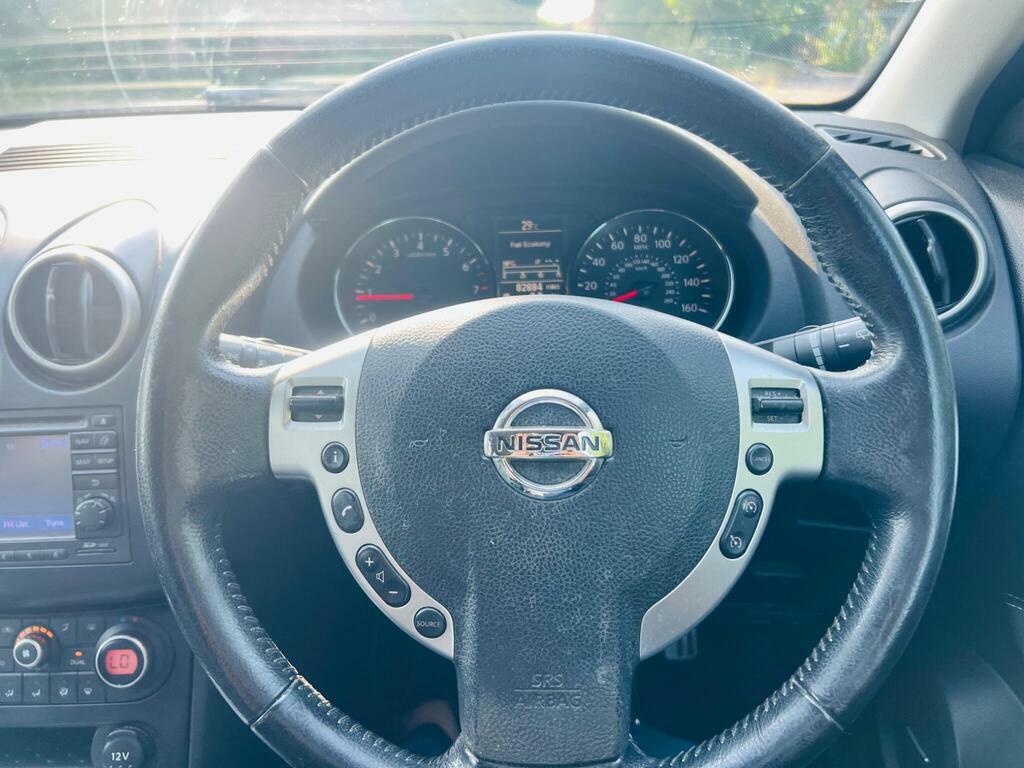 Nissan Qashqai N-tec Dci 5-Door Silver #46