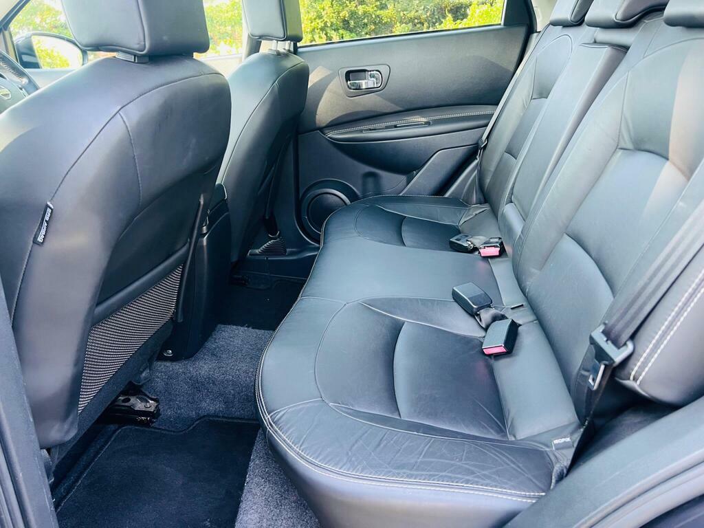 Nissan Qashqai N-tec Dci 5-Door Silver #25