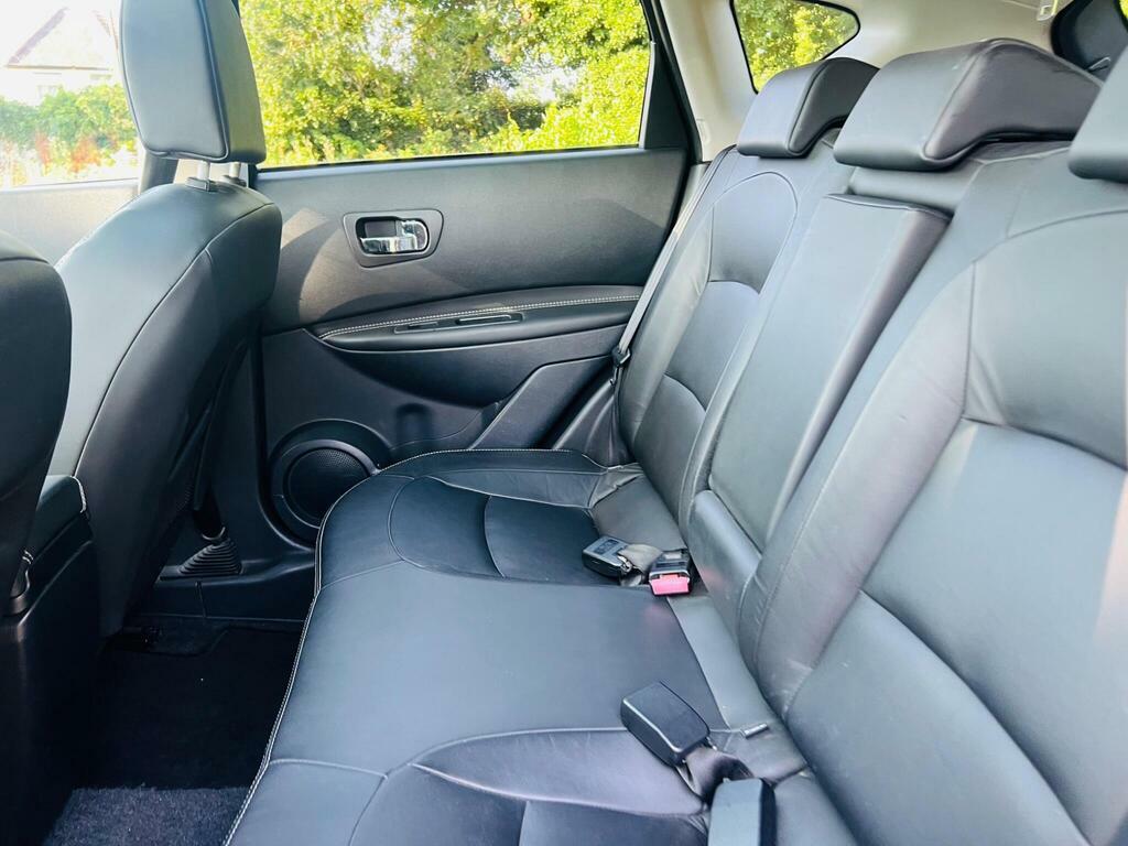 Nissan Qashqai N-tec Dci 5-Door Silver #23