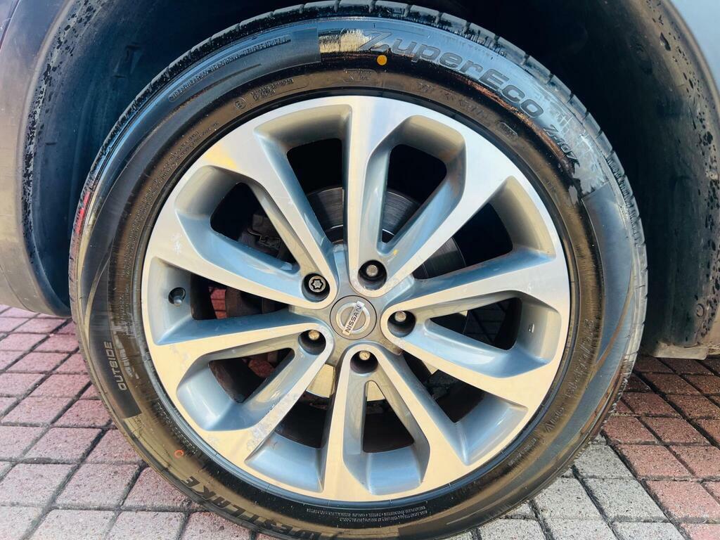 Nissan Qashqai N-tec Dci 5-Door Silver #51