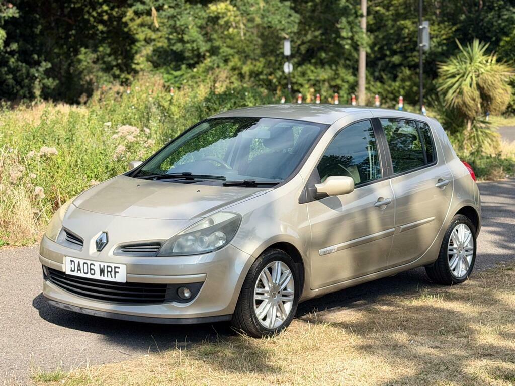 Renault Clio 1.6 Vvt Initiale Gold #4