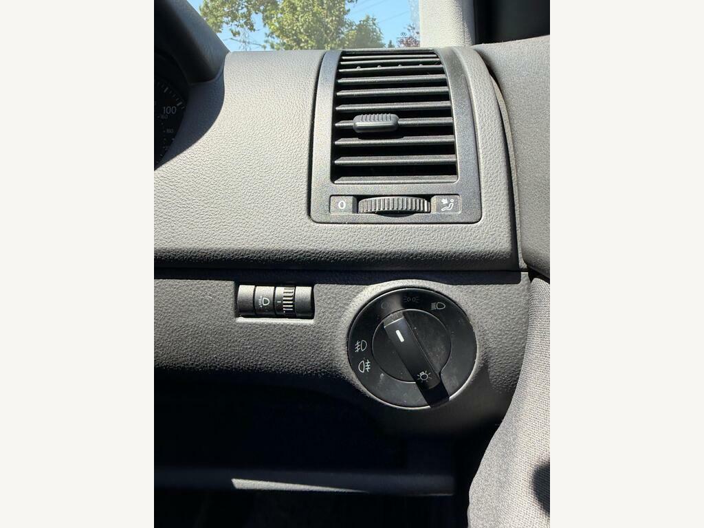 Volkswagen Polo E Blue #28