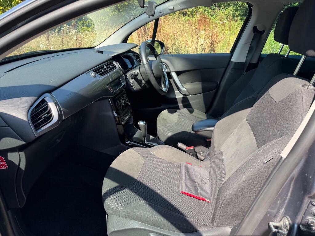 Citroen C3 Exclusive Black #13