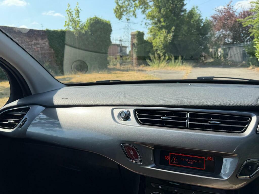 Citroen C3 Exclusive Black #33