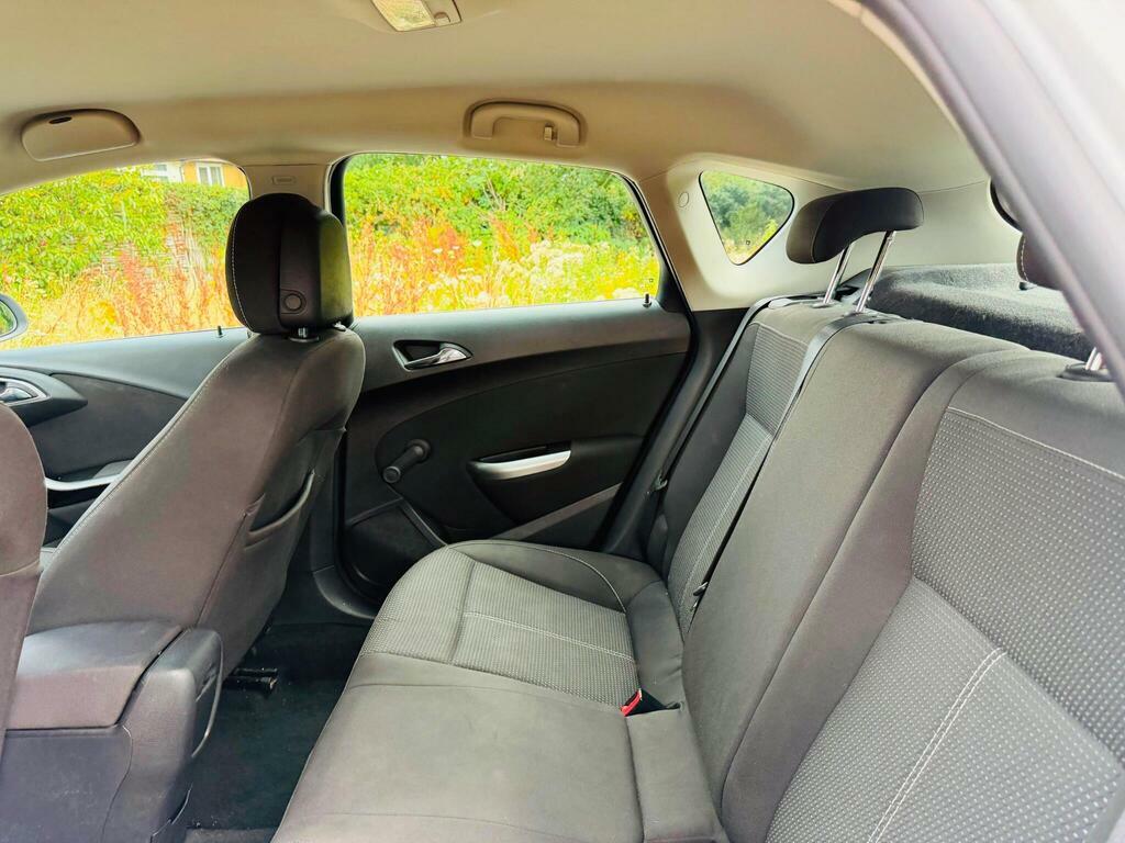 Vauxhall Astra 1.6 16V Elite Euro 5 White #15
