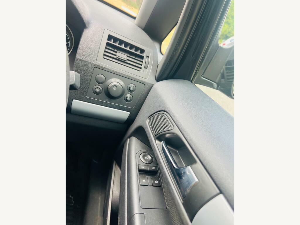 Vauxhall Zafira  Blue #40