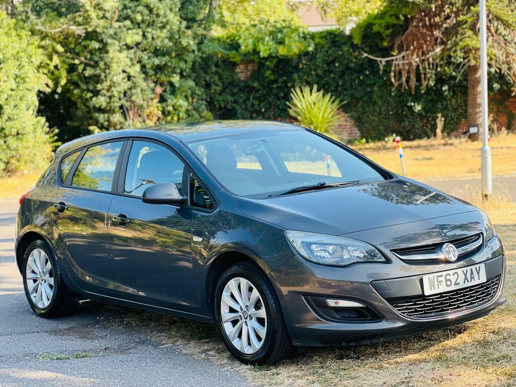 Vauxhall Astra 1.4 16V Excite Euro 5 Red #2