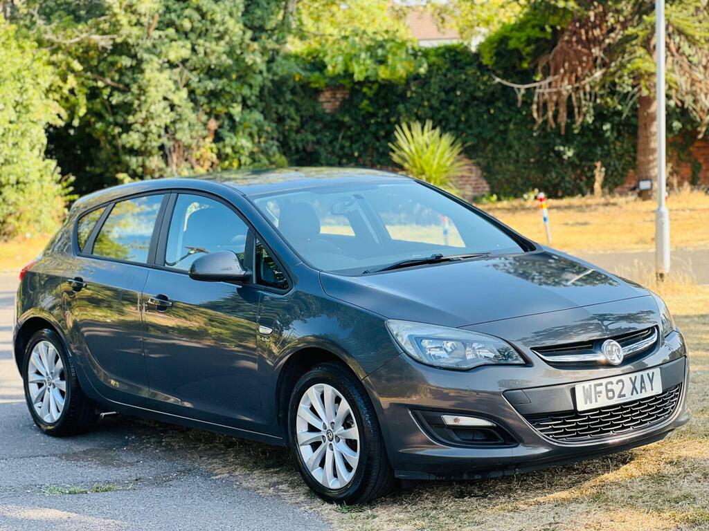 Vauxhall Astra 1.4 16V Excite Euro 5 Red #3