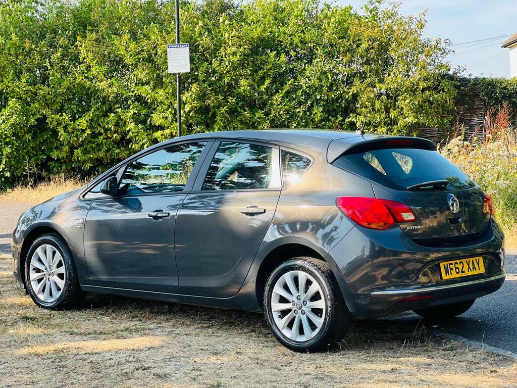 Vauxhall Astra 1.4 16V Excite Euro 5 Red #9
