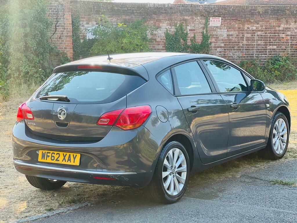 Vauxhall Astra 1.4 16V Excite Euro 5 Red #8