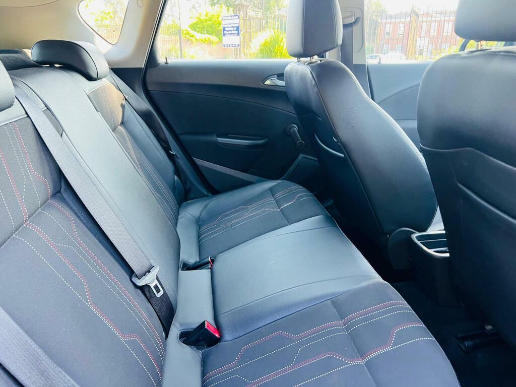 Vauxhall Astra 1.4 16V Excite Euro 5 Red #24