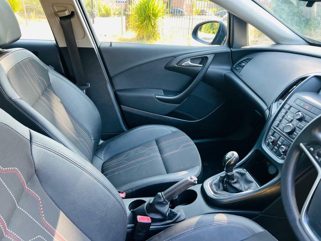 Vauxhall Astra 1.4 16V Excite Euro 5 Red #33