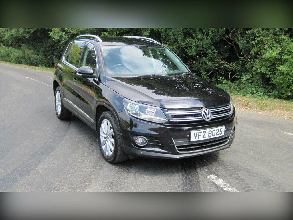 Volkswagen Tiguan 2.0 Tdi Bluemotion Tech Match 2Wd Euro 5 Ss Black #2