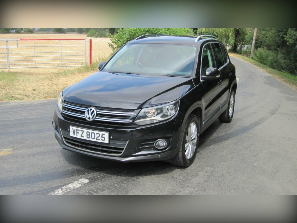 Volkswagen Tiguan 2.0 Tdi Bluemotion Tech Match 2Wd Euro 5 Ss Black #4