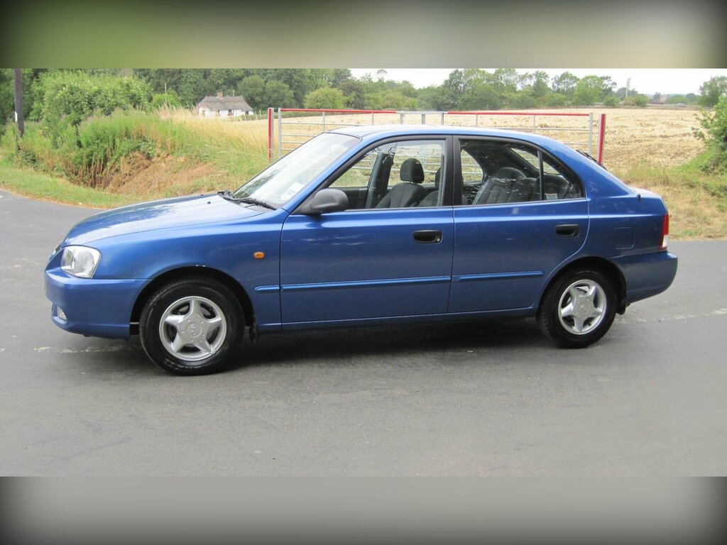 Hyundai Accent 1.5 Cdx Green #7