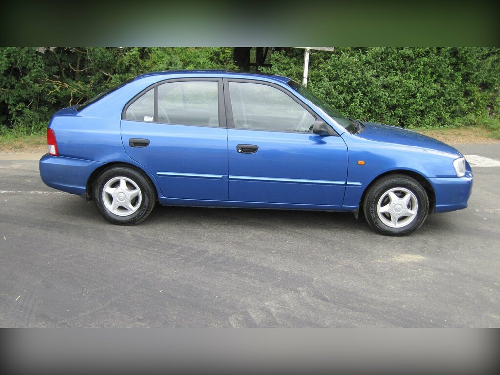 Hyundai Accent 1.5 Cdx Green #19