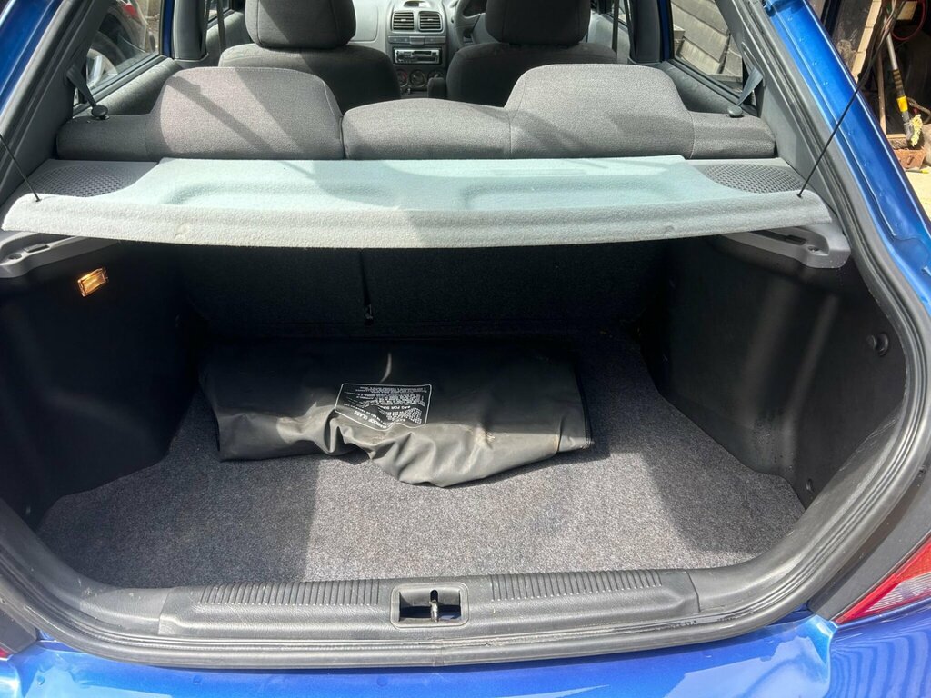 Hyundai Accent 1.5 Cdx Green #28