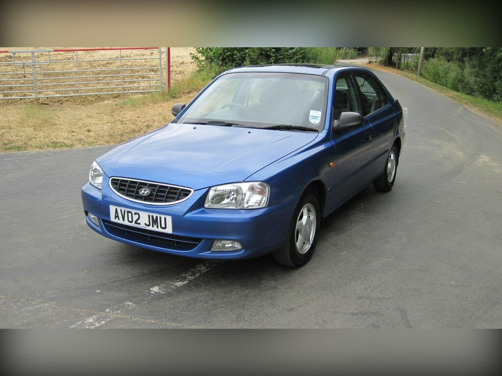 Hyundai Accent 1.5 Cdx Blue #3