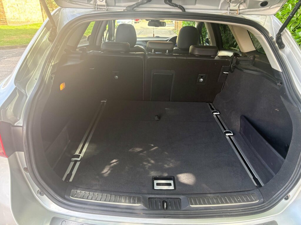 Toyota Avensis 1.6D Business Edition Blue #34