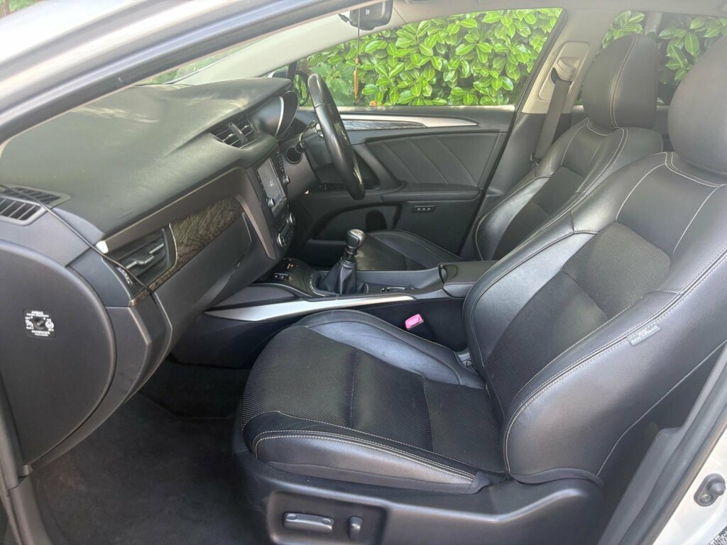 Toyota Avensis 1.6D Business Edition Blue #44