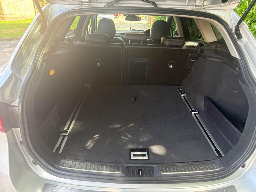 Toyota Avensis 1.6D Business Edition Blue #16