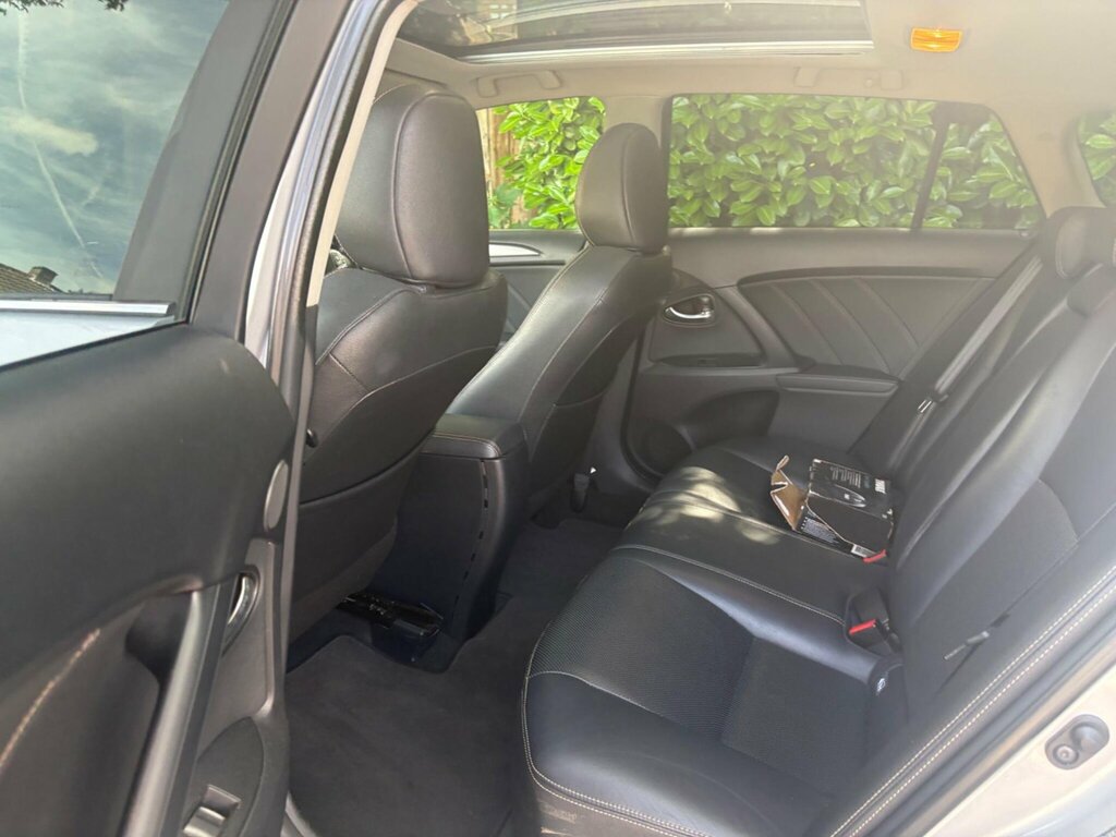 Toyota Avensis 1.6D Business Edition Blue #40