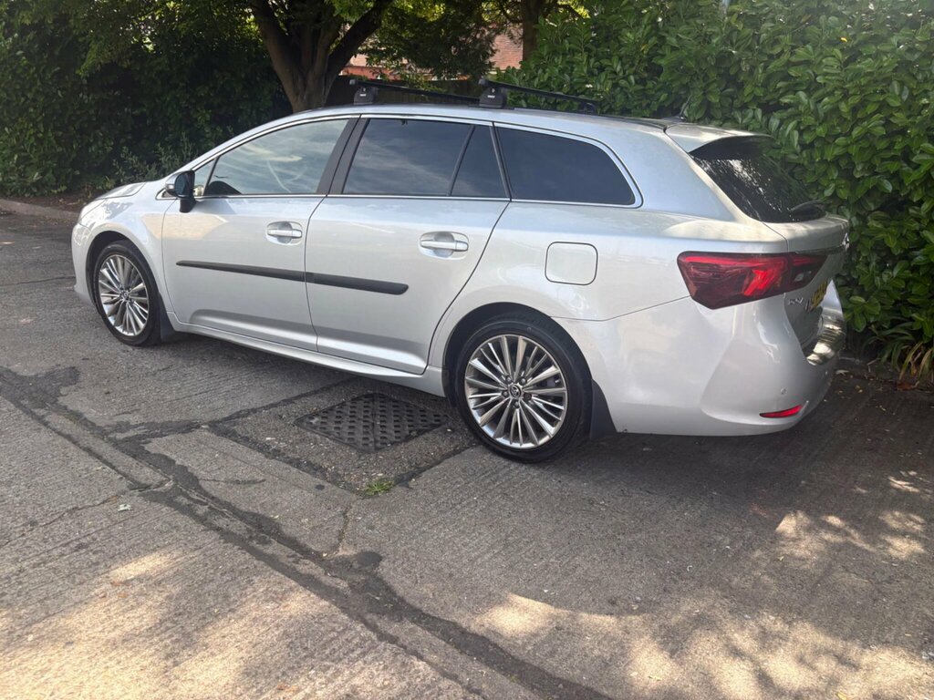 Toyota Avensis 1.6D Business Edition Blue #52