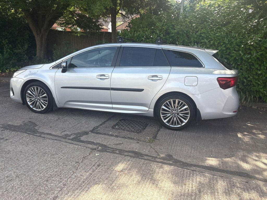 Toyota Avensis 1.6D Business Edition Blue #94