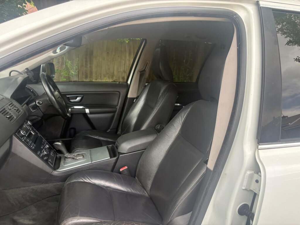 Volvo XC90 D5 Se Lux Awd Black #36