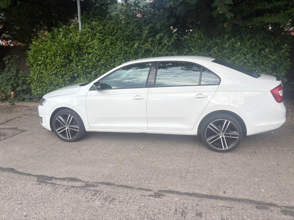Skoda Rapid 1.6L Spaceback Se Tech Tdi Cr Dsg 89 Bhp Grey #61