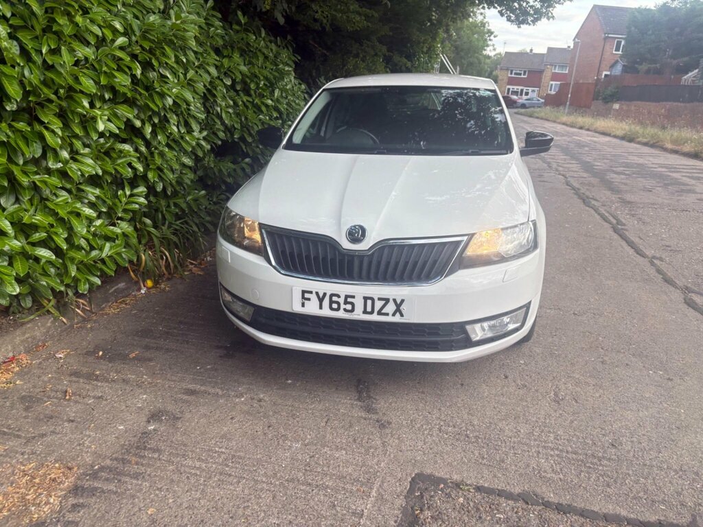 Skoda Rapid 1.2 Tsi Sport Euro 6 Ss White #6