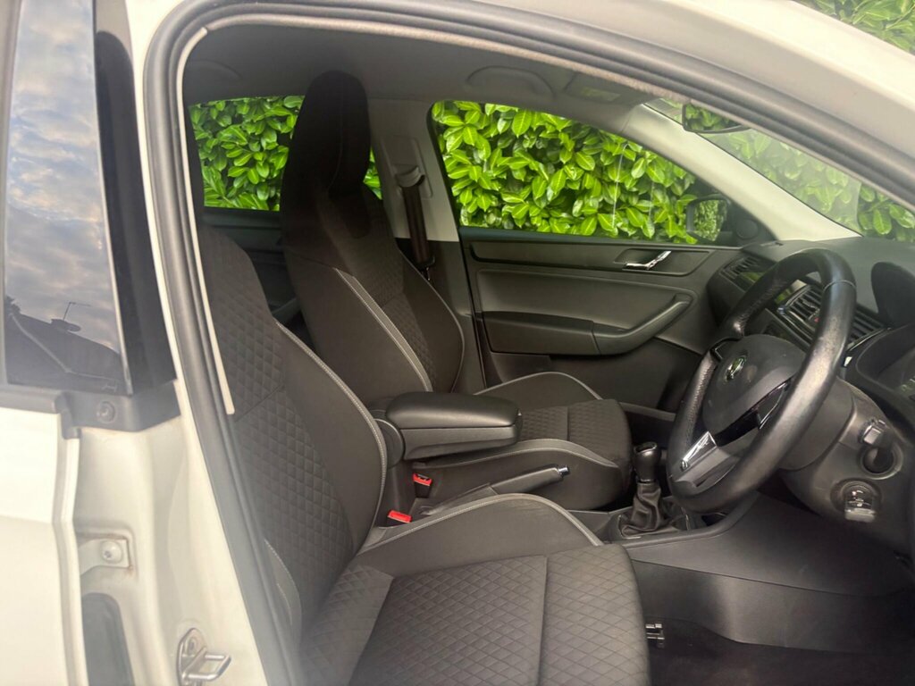 Skoda Rapid 1.6L Spaceback Se Tech Tdi Cr Dsg 89 Bhp Grey #15