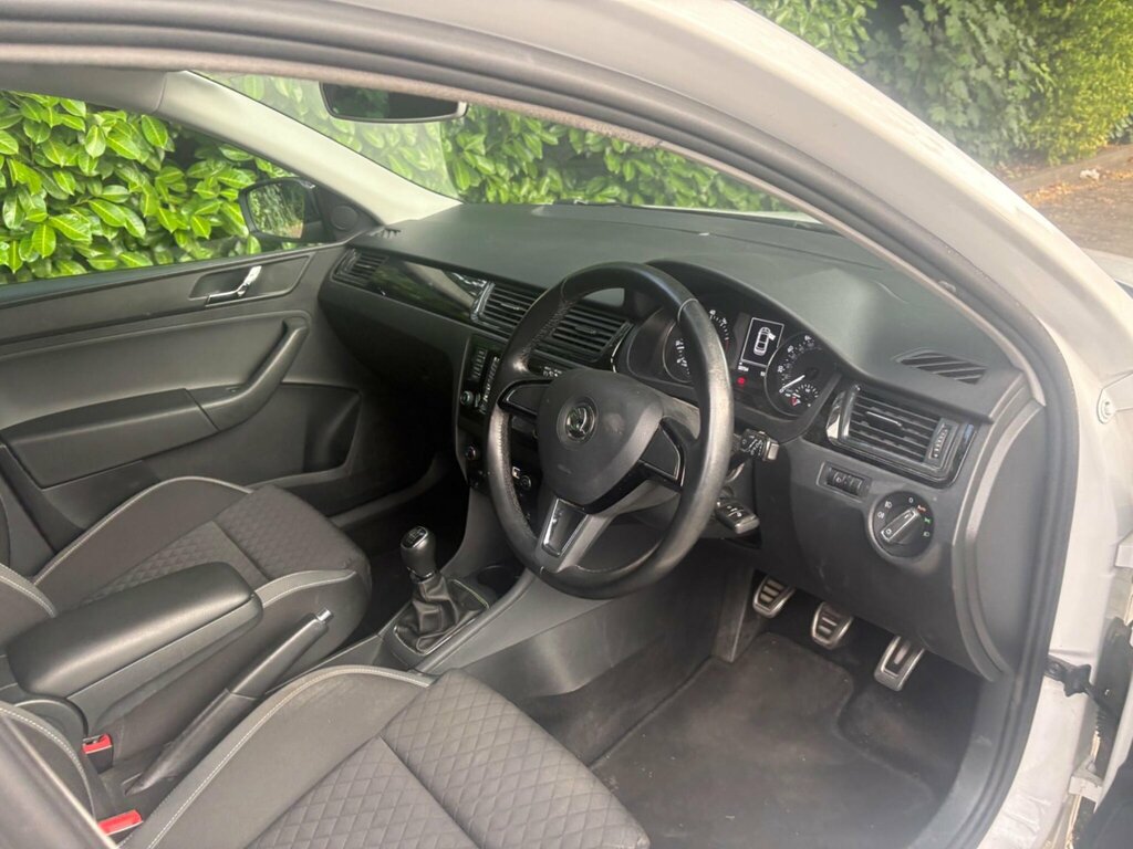 Skoda Rapid 1.6L Spaceback Se Tech Tdi Cr Dsg 89 Bhp Grey #14