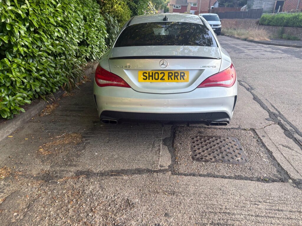 Mercedes-Benz CLA Class 2.1 Cla220 Cdi Amg Red #83