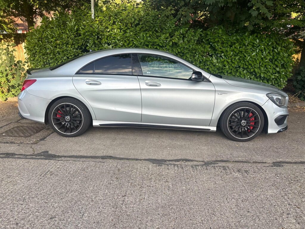 Mercedes-Benz CLA Class 2.1 Cla220 Cdi Amg Red #67