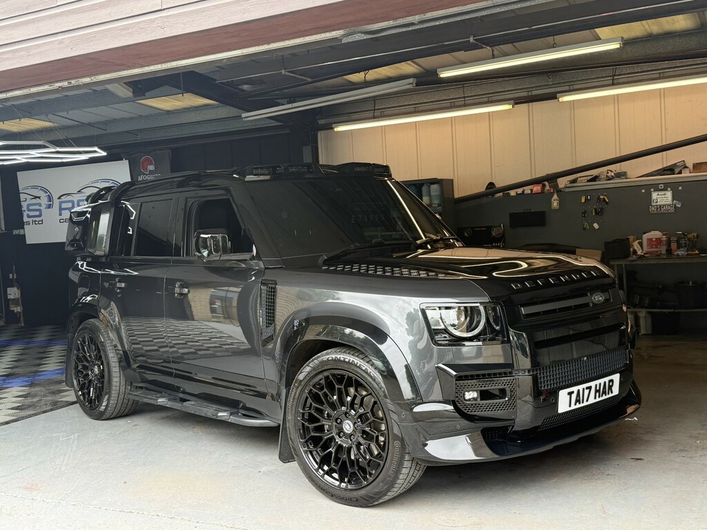 Land Rover Defender 110 5.0 P525 V8 Carpathian Edition Grey #4