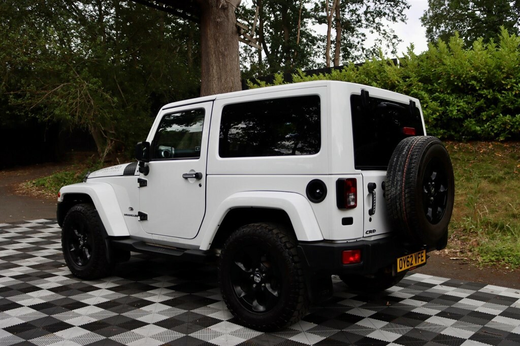 Jeep Wrangler 2.8 Crd Sahara Suv 4Wd Euro 5 197 Grey #16