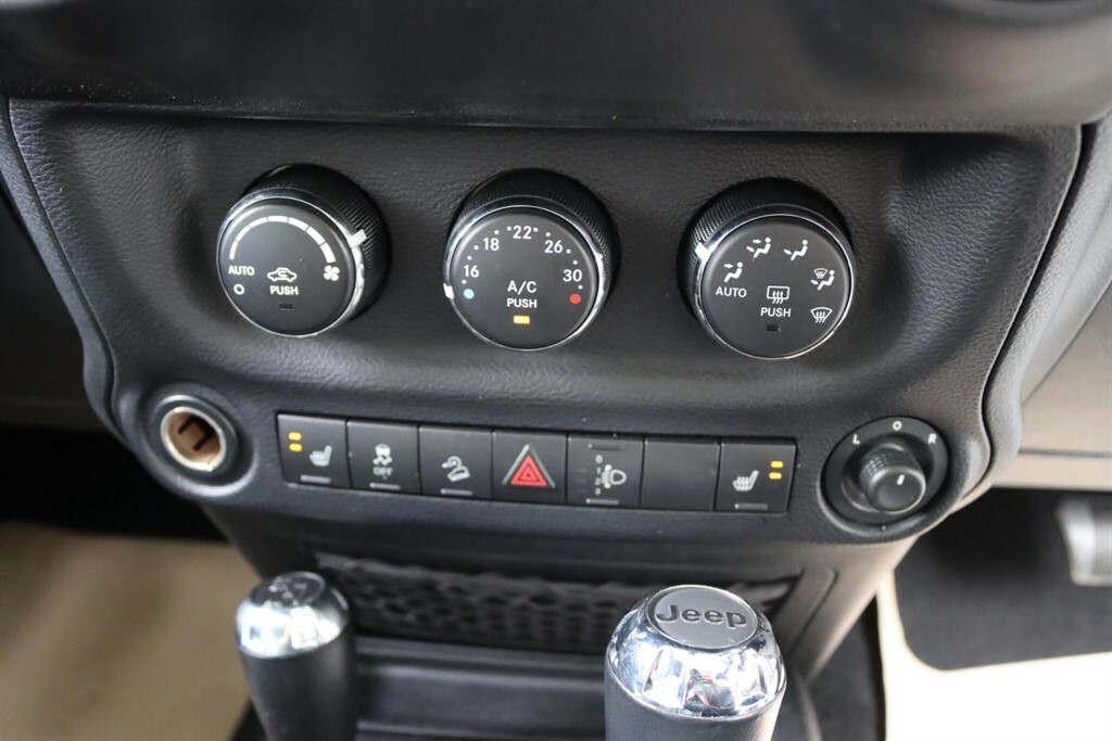 Jeep Wrangler 2.8 Crd Sahara Suv 4Wd Euro 5 197 Grey #29
