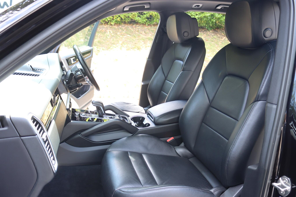 Porsche Cayenne 3.0T V6 Tiptronics 4Wd Euro 6 Ss GH18HBA Black #3