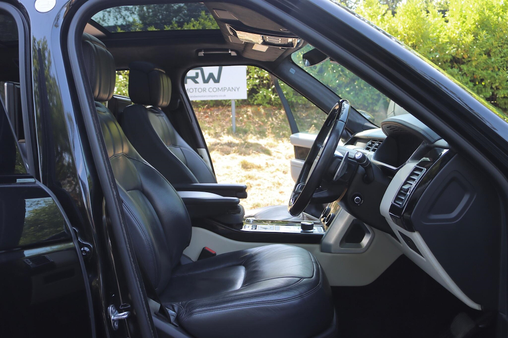Land Rover Range Rover Master 35 Xlwb White #15