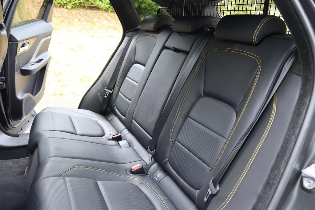 Jaguar F-Pace 2.0 P300 300 Sport Awd Euro 6 Ss Black #6